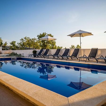 Willa Royal Promons - Heated Pool Starigrad Paklenica Zewnętrze zdjęcie