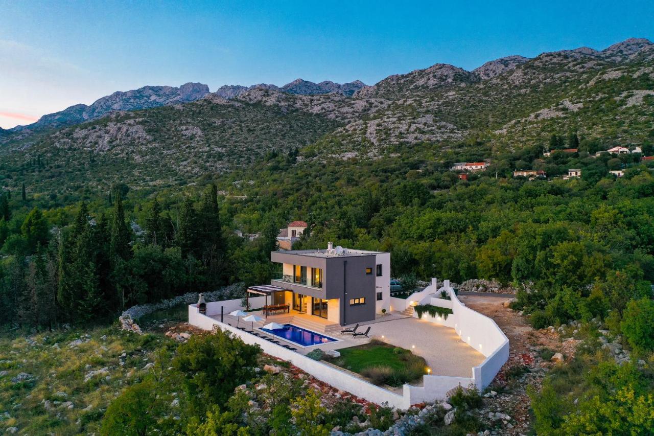 Willa Royal Promons - Heated Pool Starigrad Paklenica Zewnętrze zdjęcie