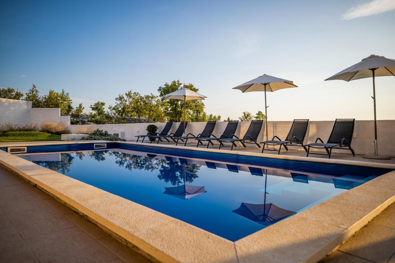 Willa Royal Promons - Heated Pool Starigrad Paklenica Zewnętrze zdjęcie