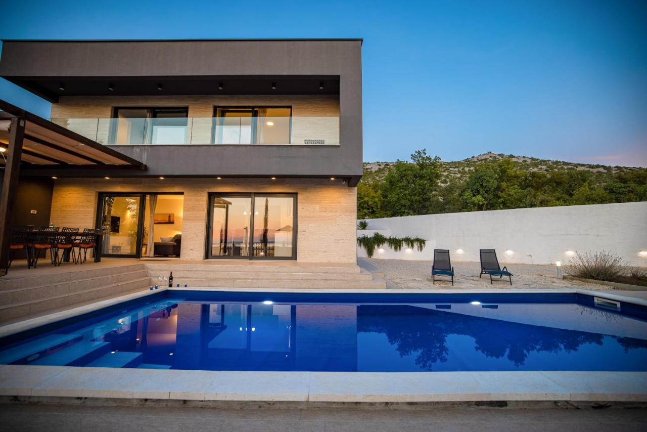 Willa Royal Promons - Heated Pool Starigrad Paklenica Zewnętrze zdjęcie